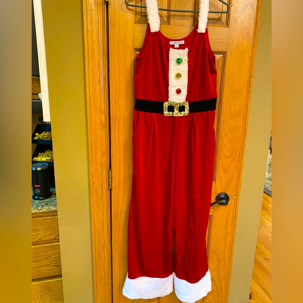 Cute holiday festive red jumpsuit with pockets size Medium